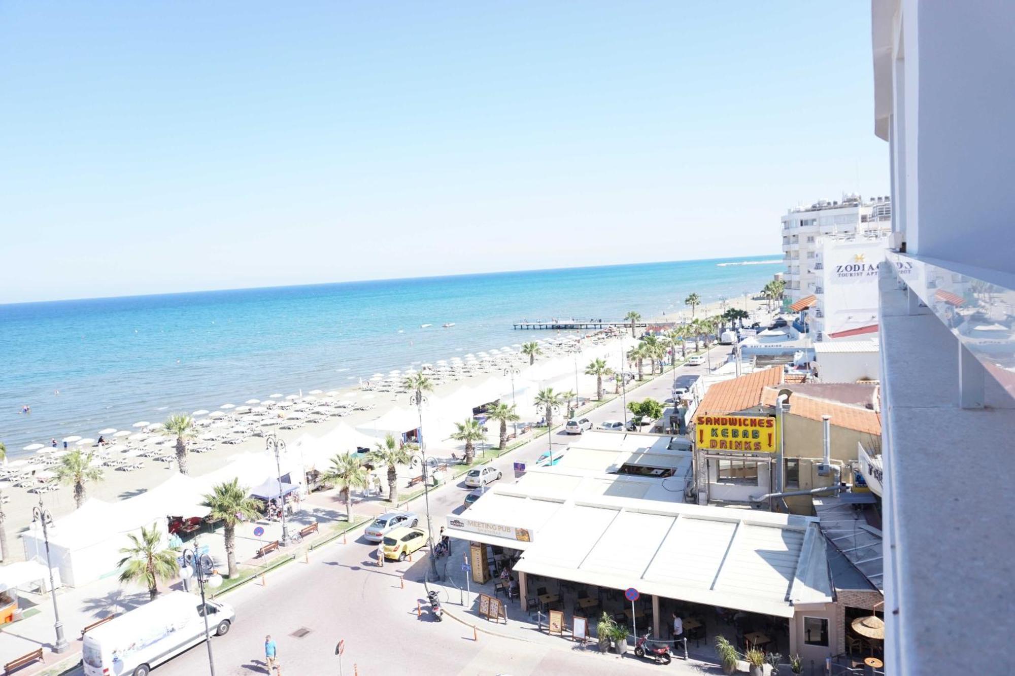 Lazuli Sea View Beachfront Ap 21 Larnaca Exteriör bild