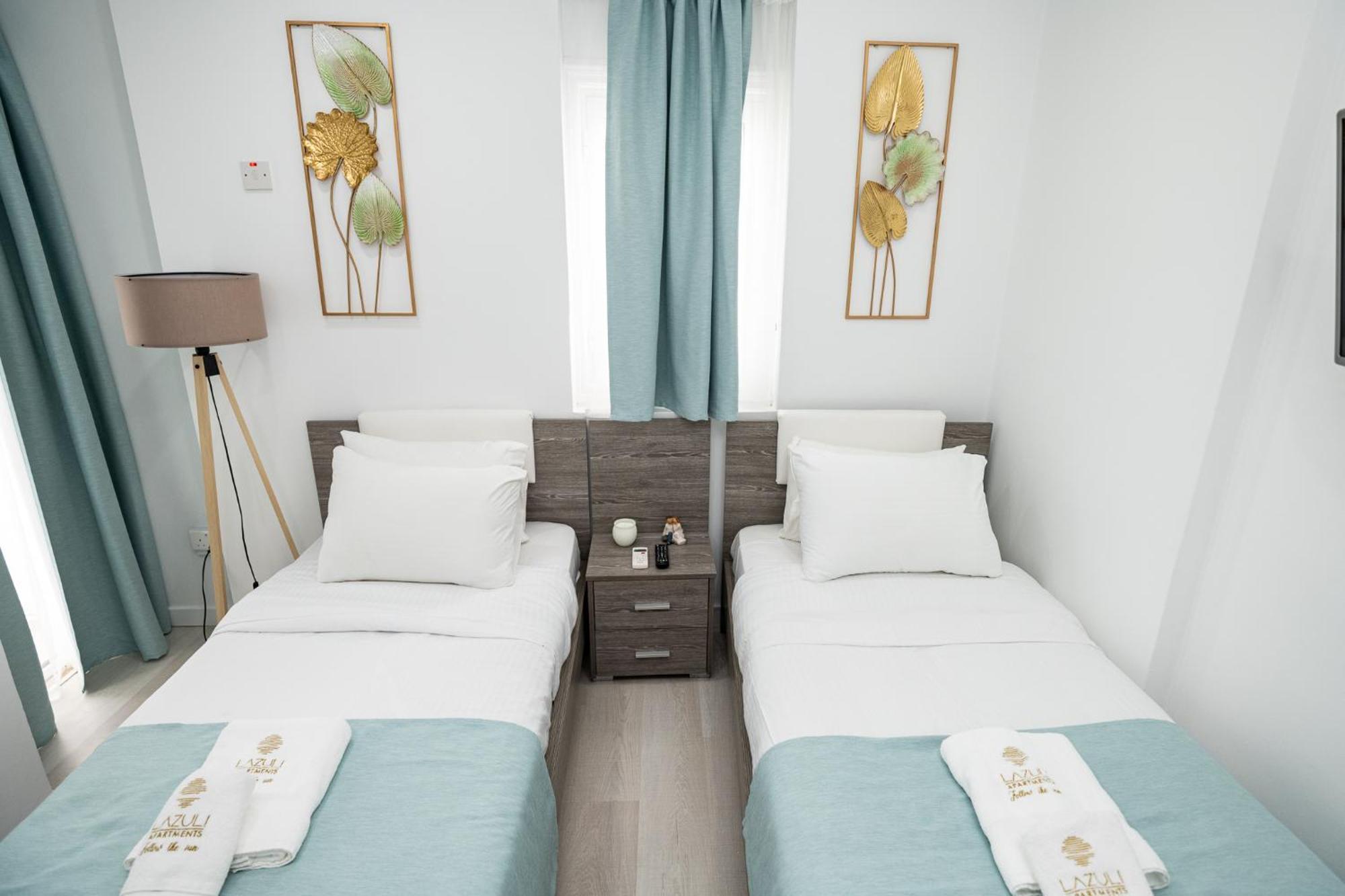 Lazuli Sea View Beachfront Ap 21 Larnaca Exteriör bild