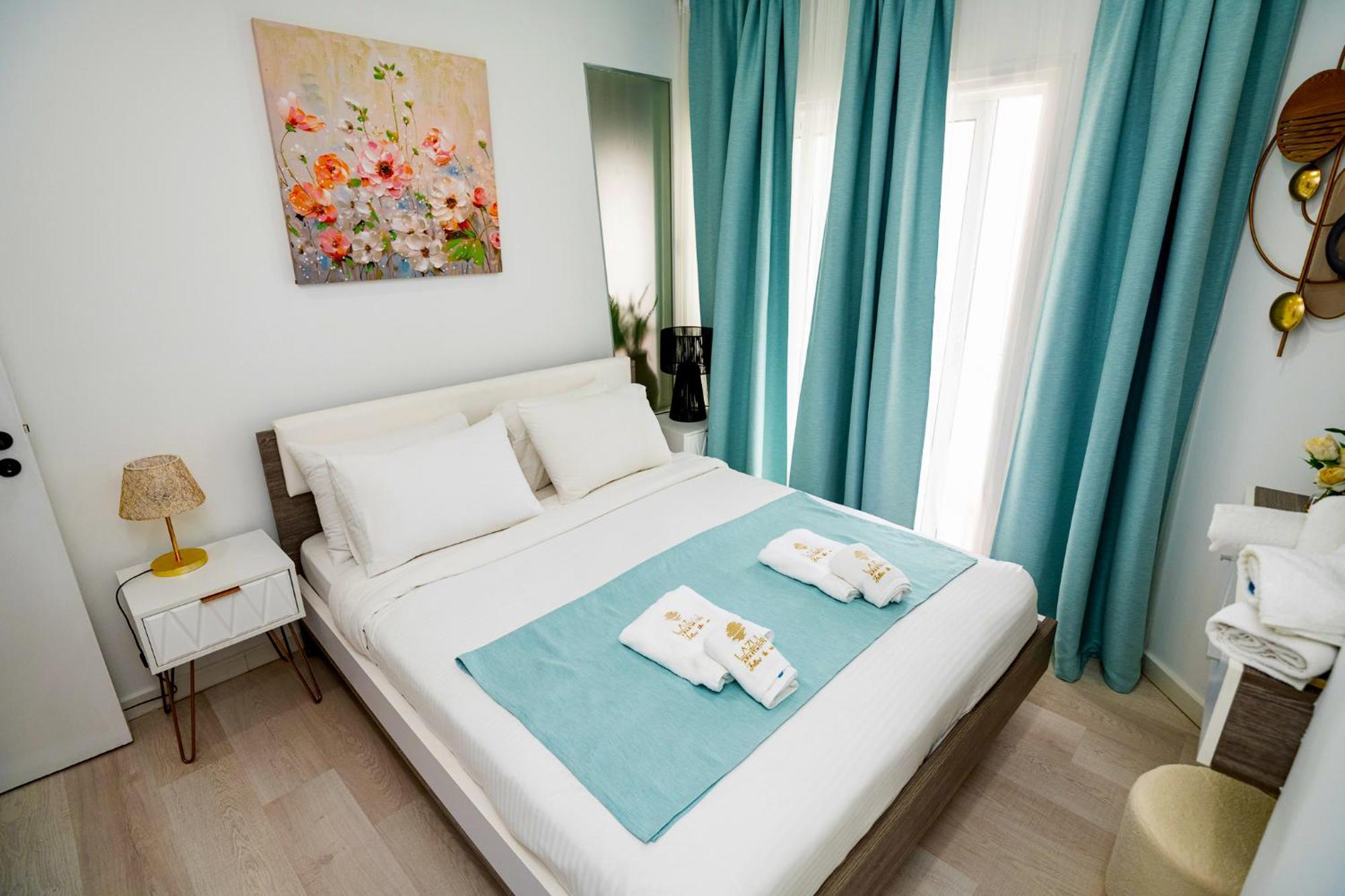 Lazuli Sea View Beachfront Ap 21 Larnaca Exteriör bild